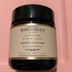 🌟 Hawaiian black lava body caviar with charcoal